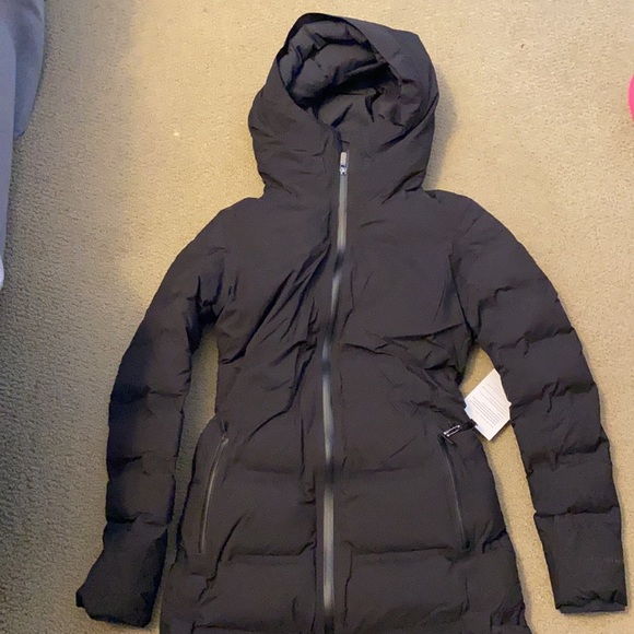 Lululemon Winter Jacket - Picture 6 of 6